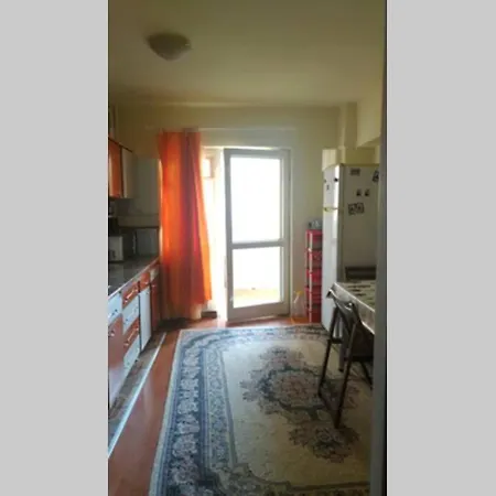 Apartment Beautiful Near The City Center *